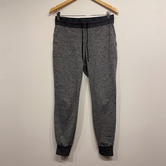 Athleta Flux Soft Stretch Jogger 2.0 Grey Loungewear Activewear Pants Size Small - Picture 1 of 5